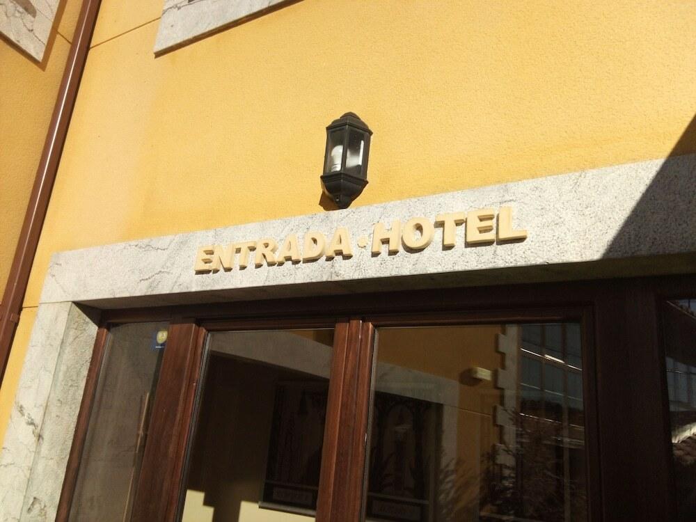 hotel image 9