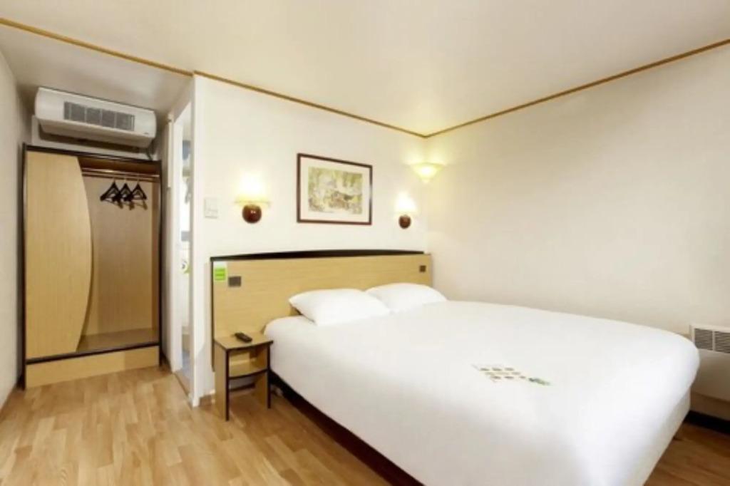 hotel image 16