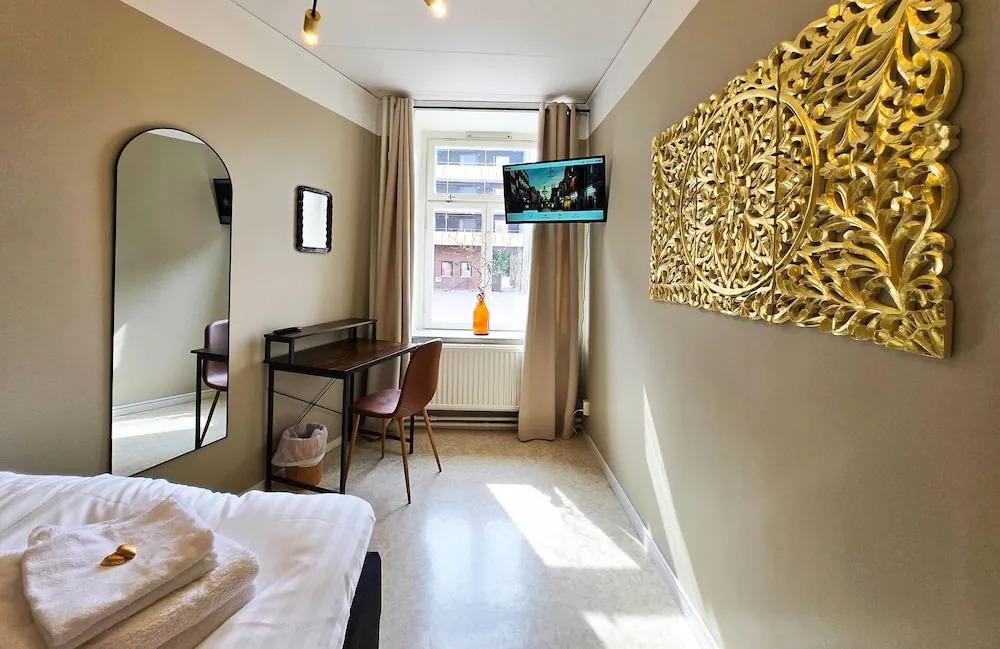 hotel image 8