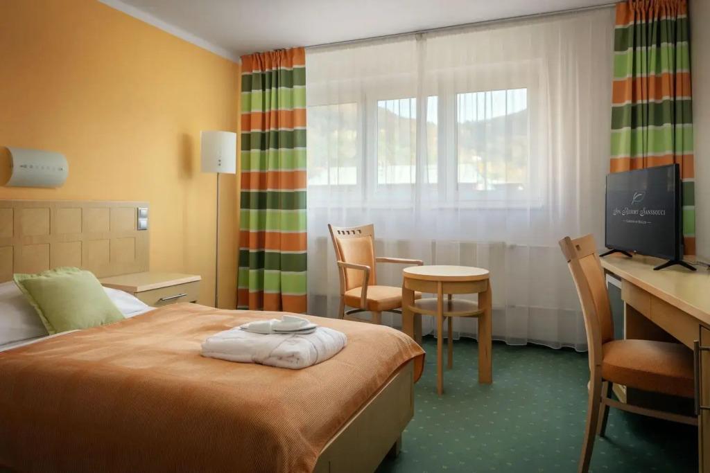 hotel image 13