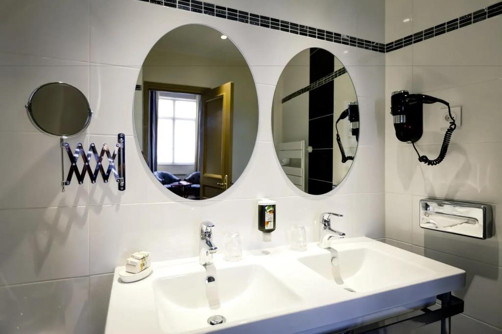 hotel image 42