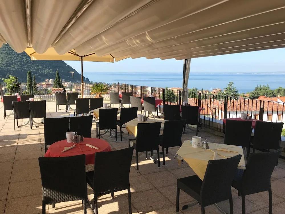 hotel image 12