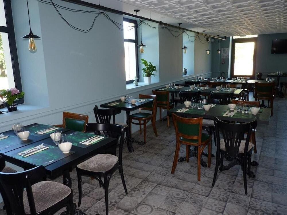 hotel image 12