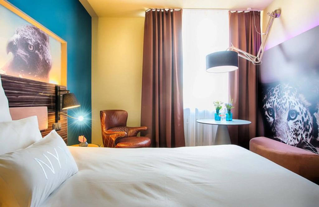hotel image 16
