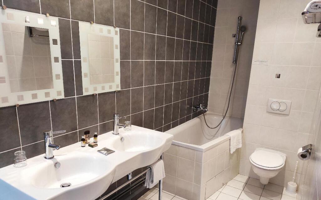 hotel image 9