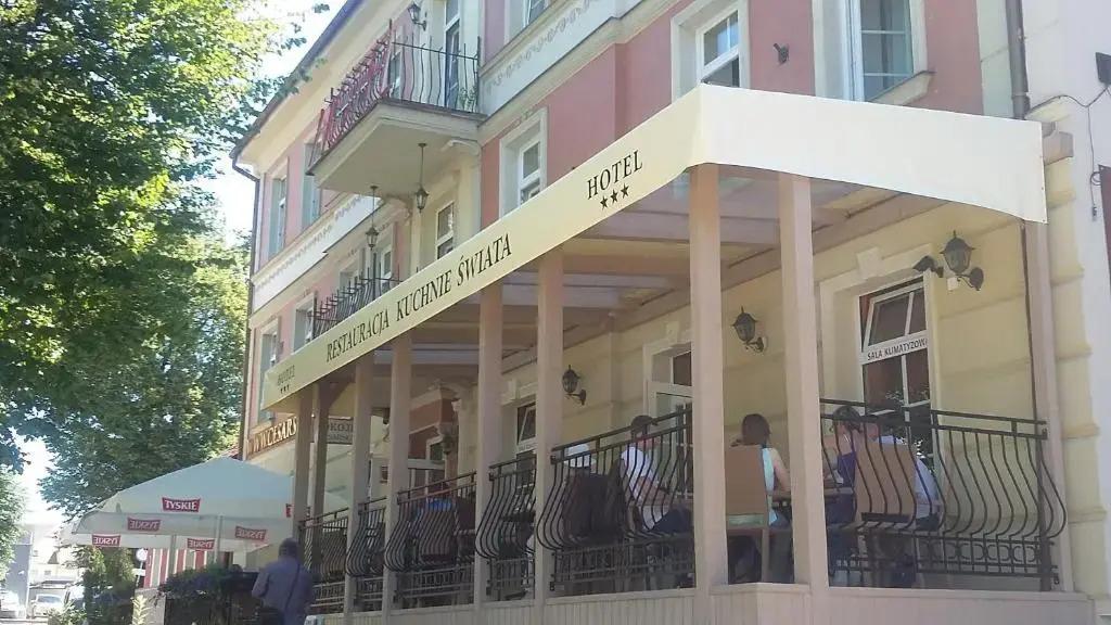 hotel