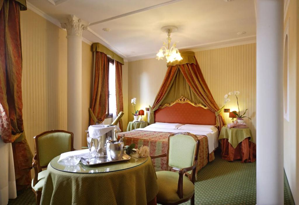 hotel image 24