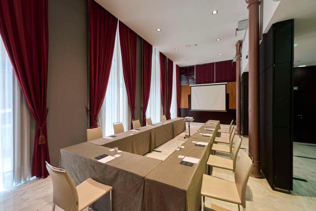 hotel image 12