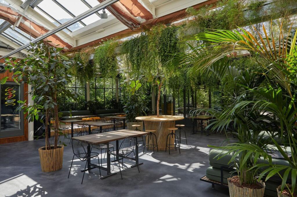 hotel image 16