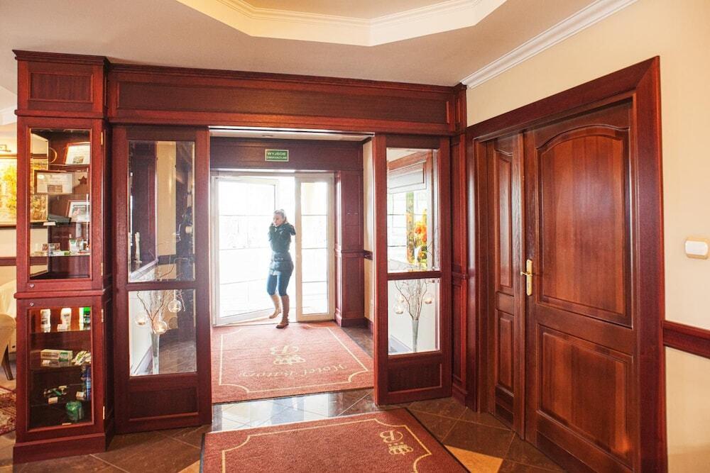 hotel image 16