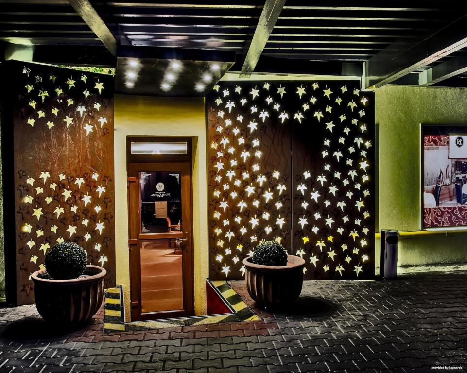 hotel image 16