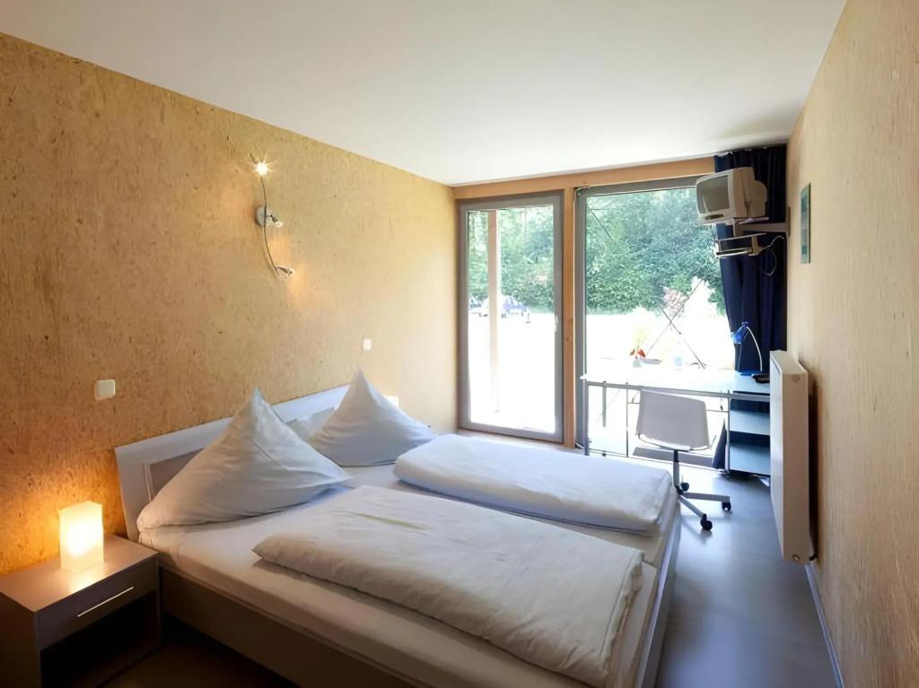 hotel image 16
