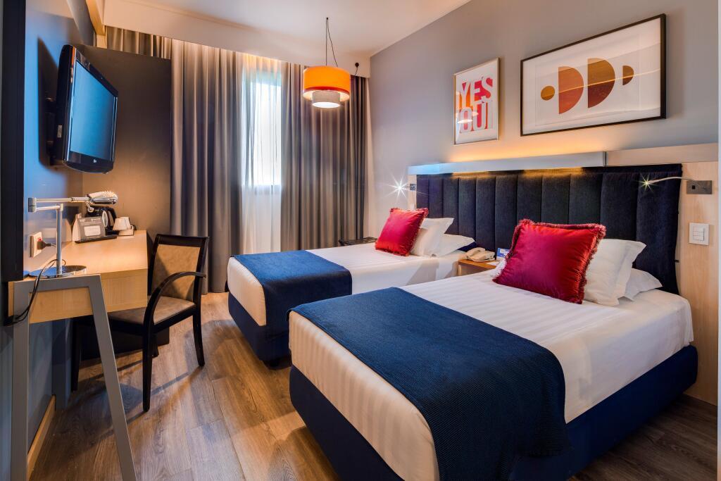hotel image 16
