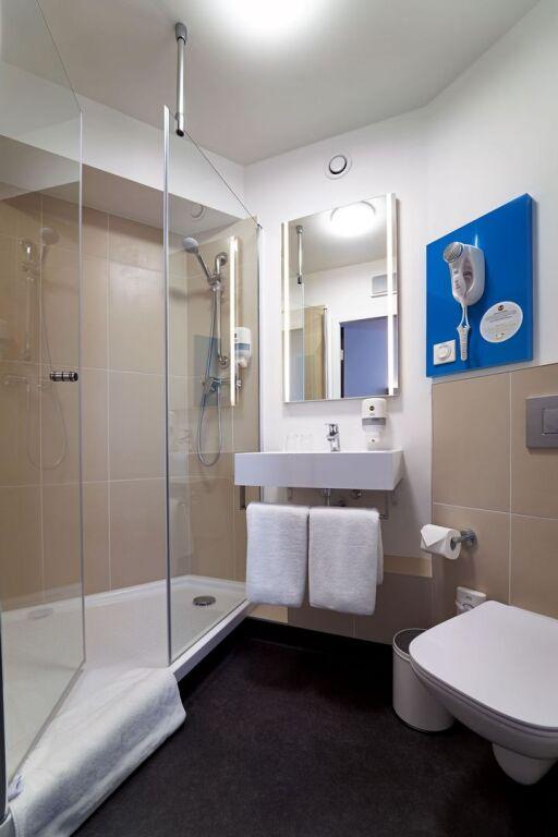 hotel image 11
