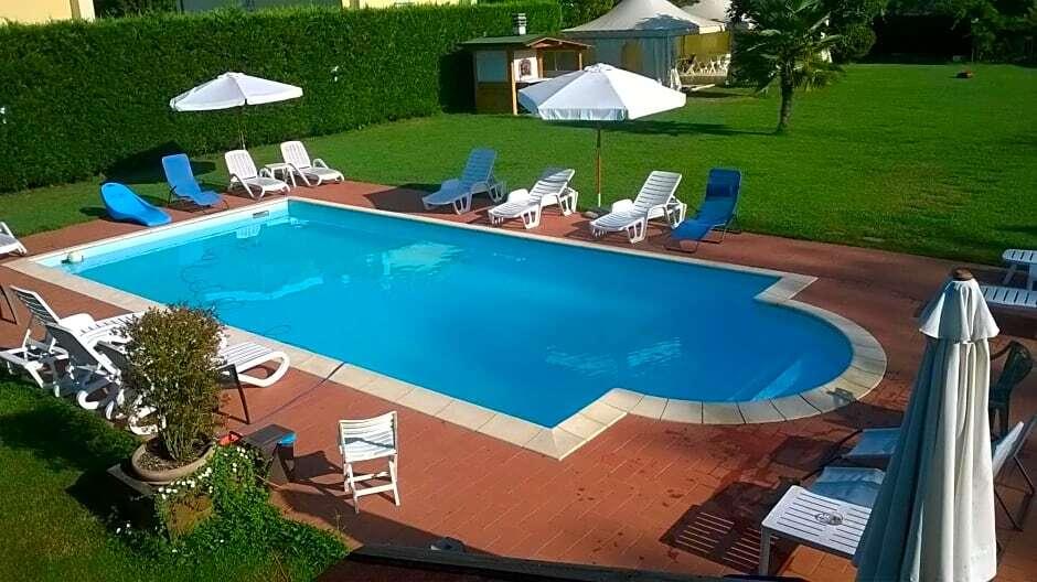 hotel image 16