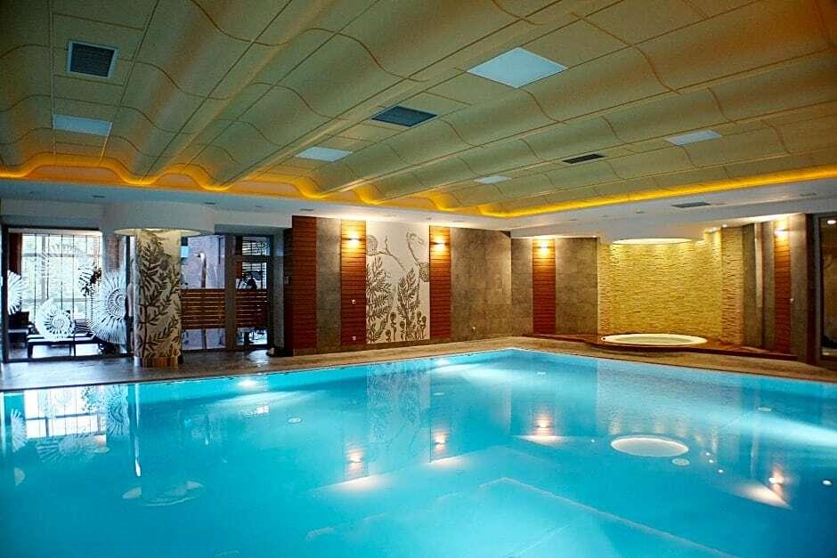 hotel image 10