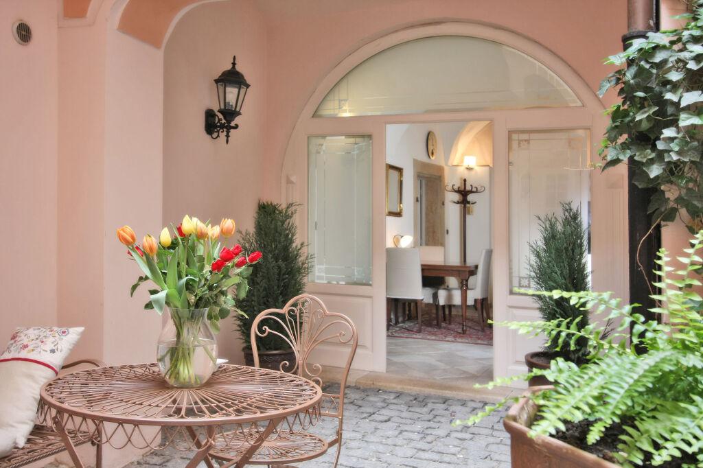 hotel image 9