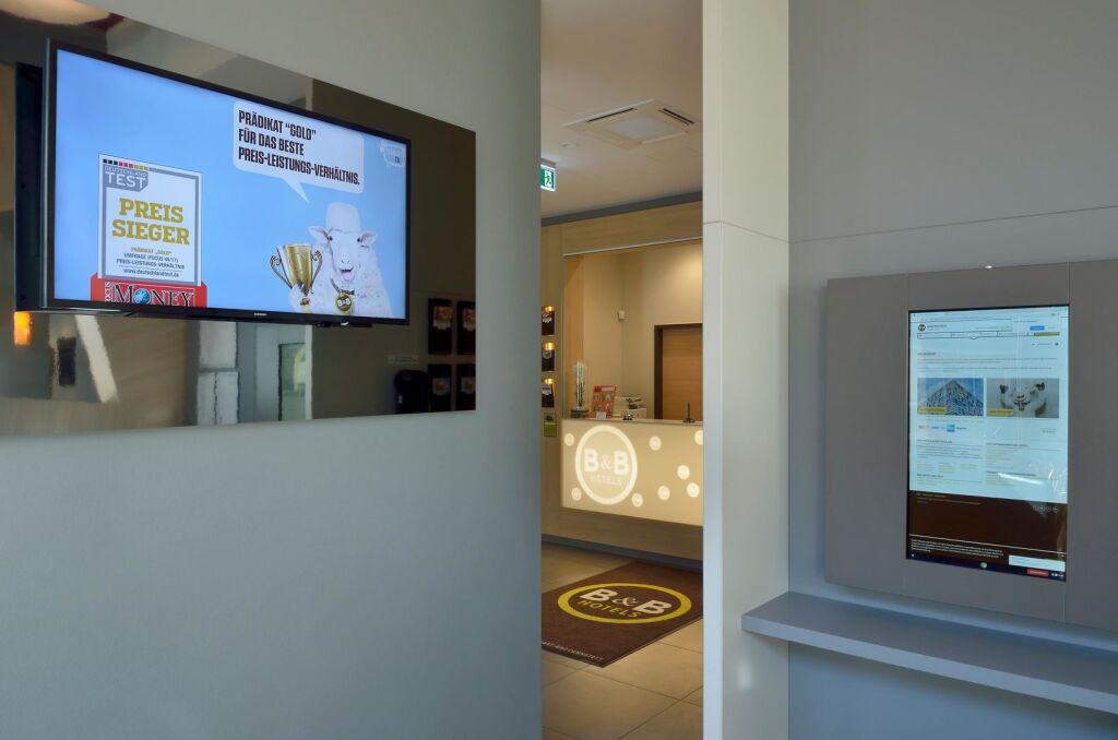 hotel image 12