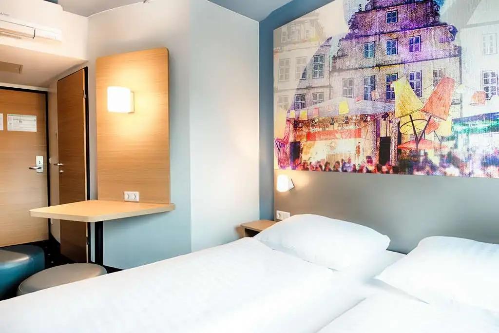 hotel image 10