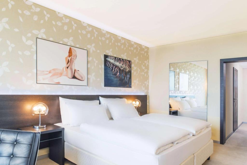 hotel image 12