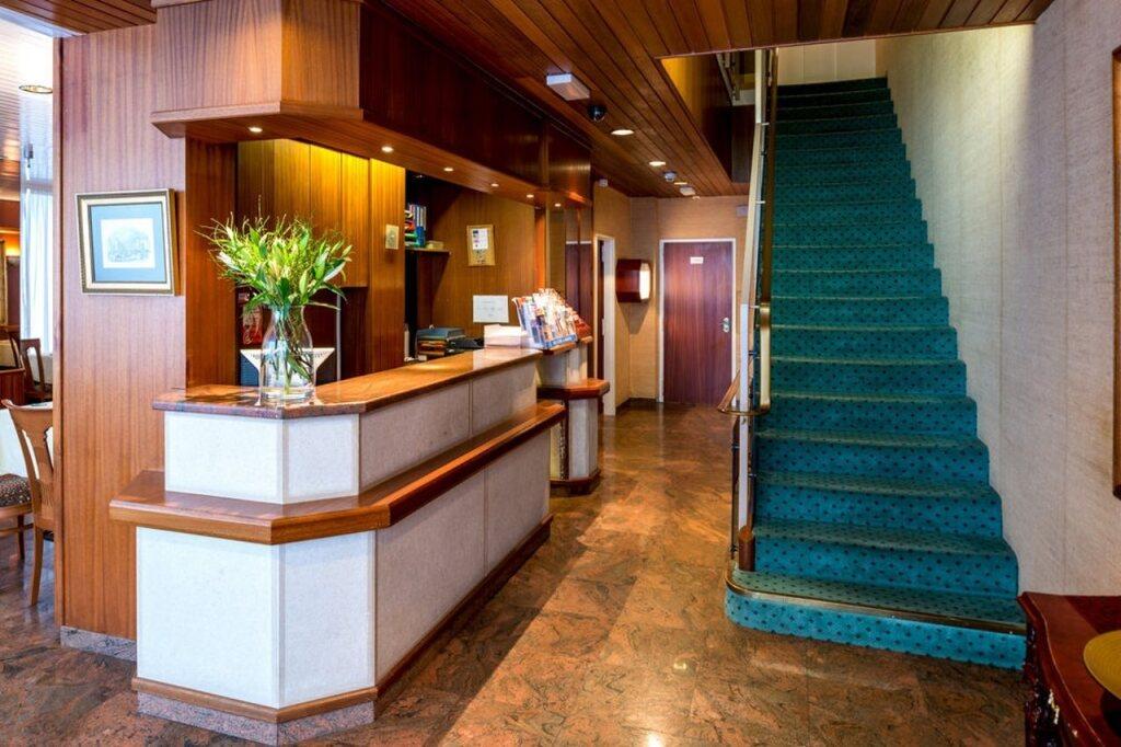 hotel image 16