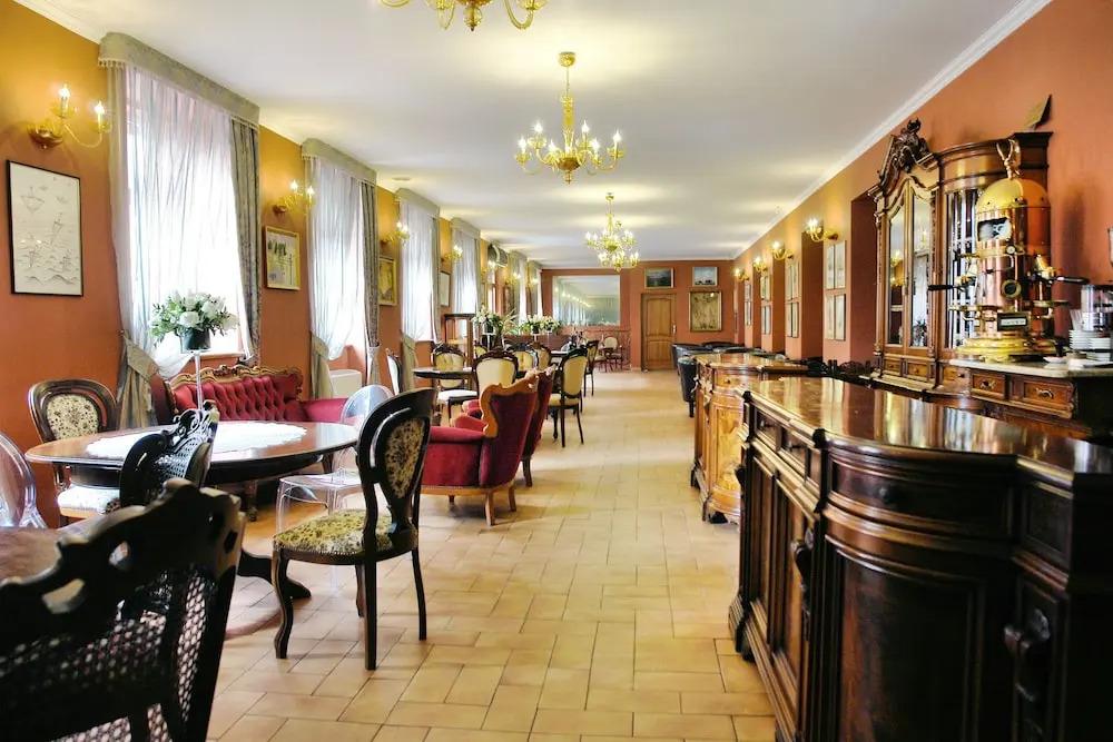 hotel image 8