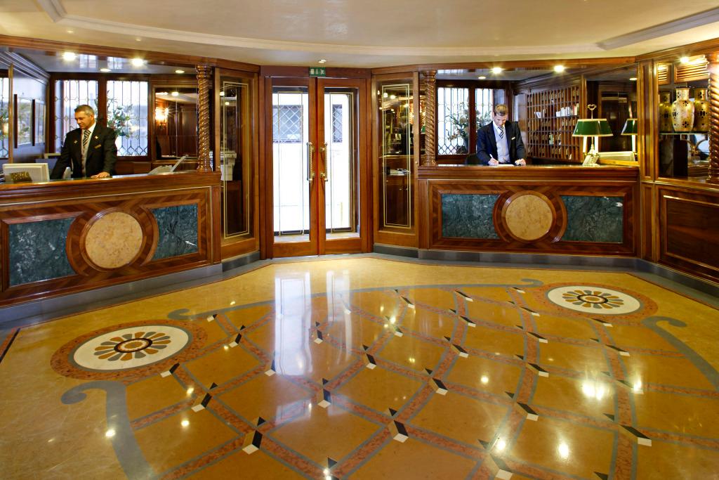 hotel image 9