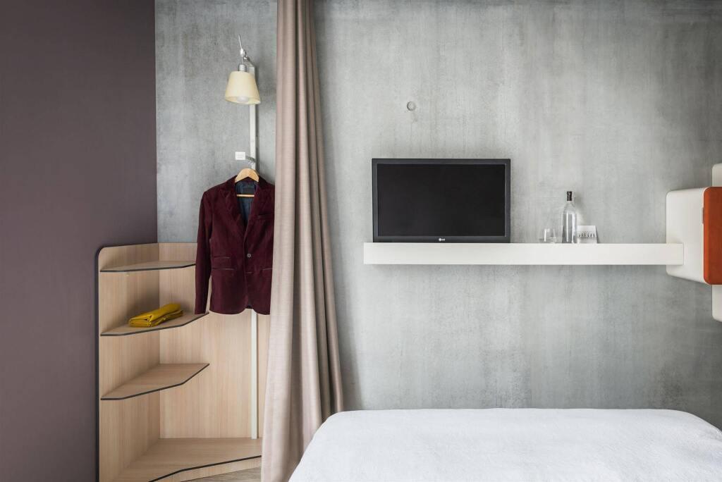 hotel image 11
