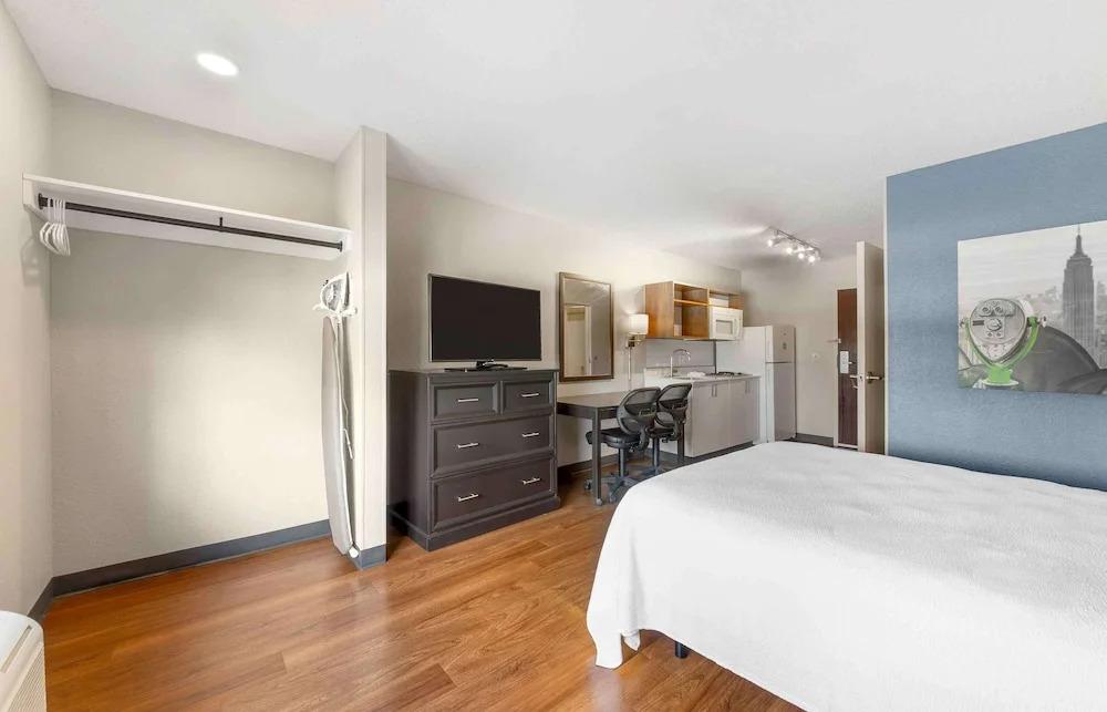 hotel image 9