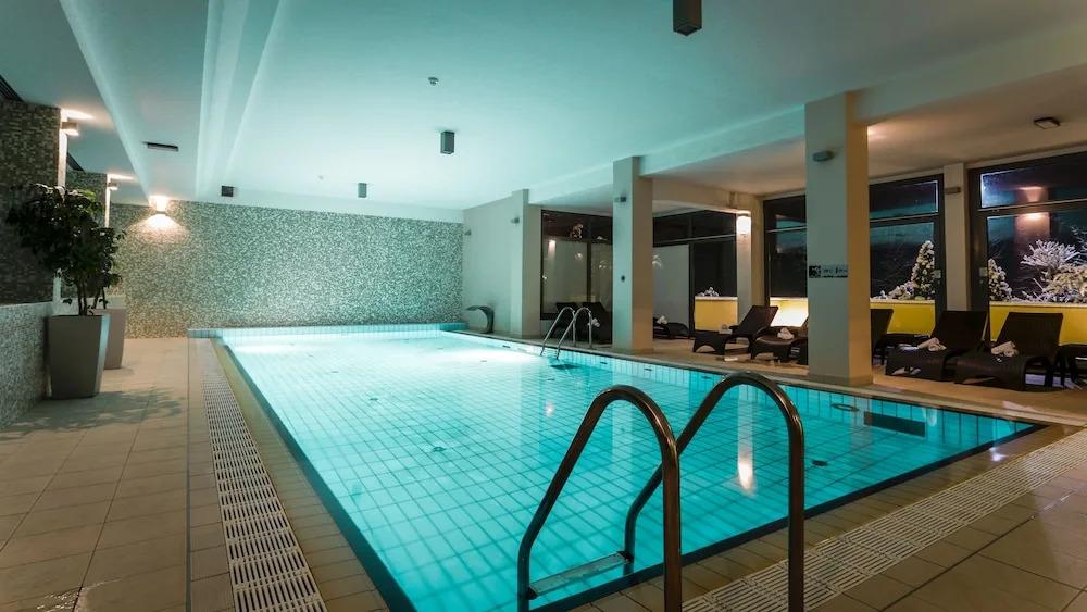 hotel image 11