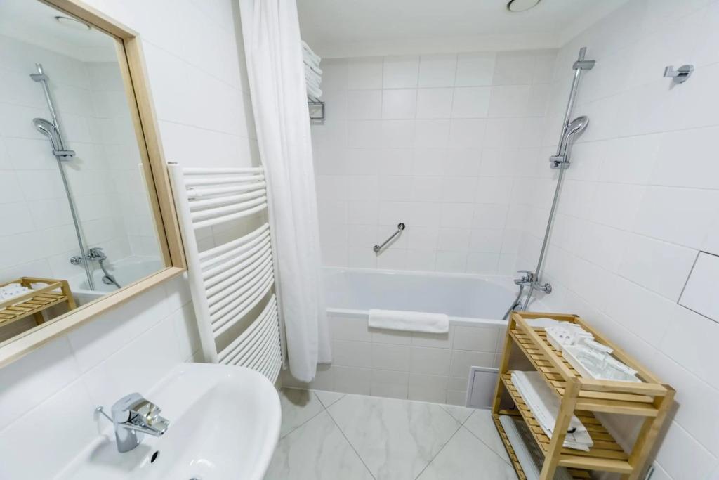 hotel image 37