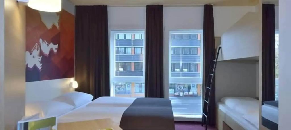 hotel image 9