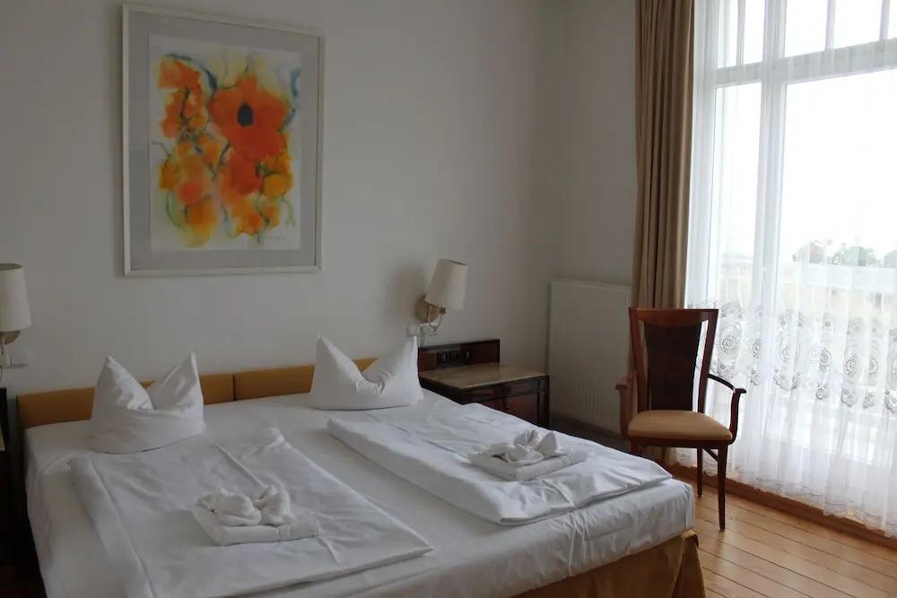 hotel image 11