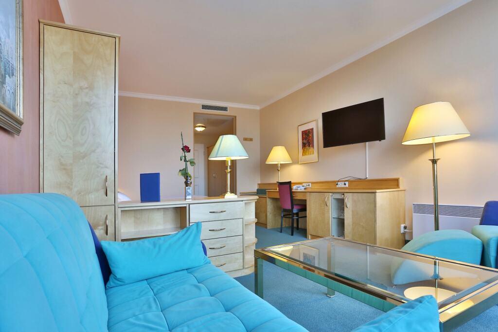 hotel image 16