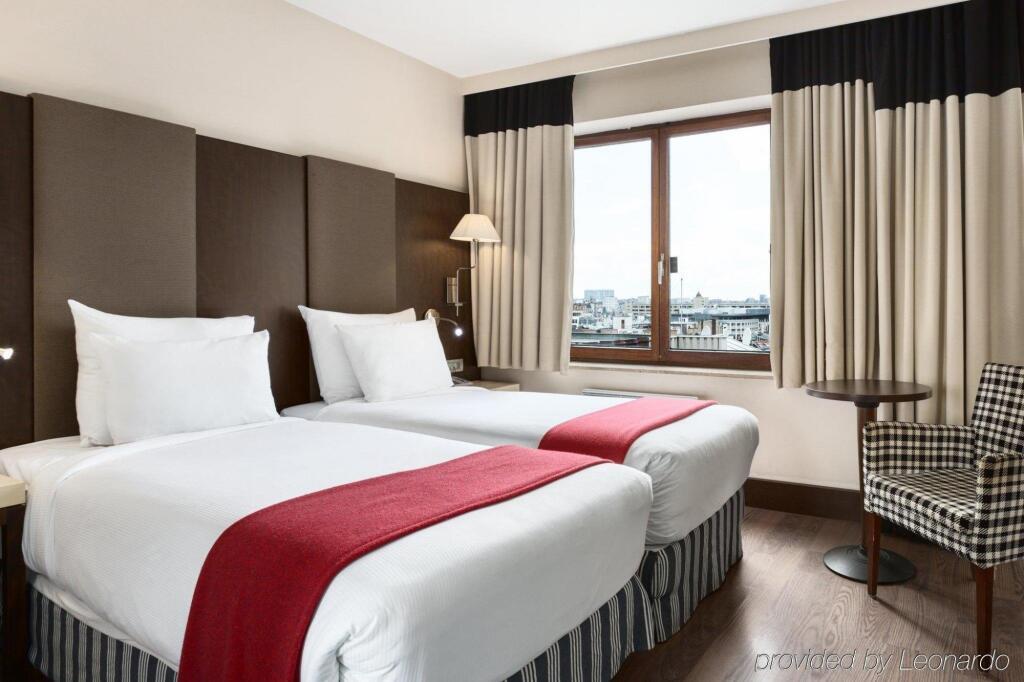 hotel image 16