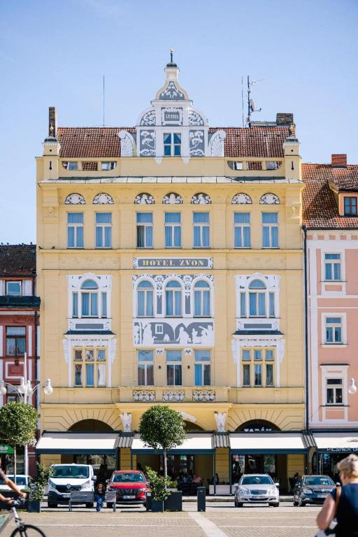 hotel image 10