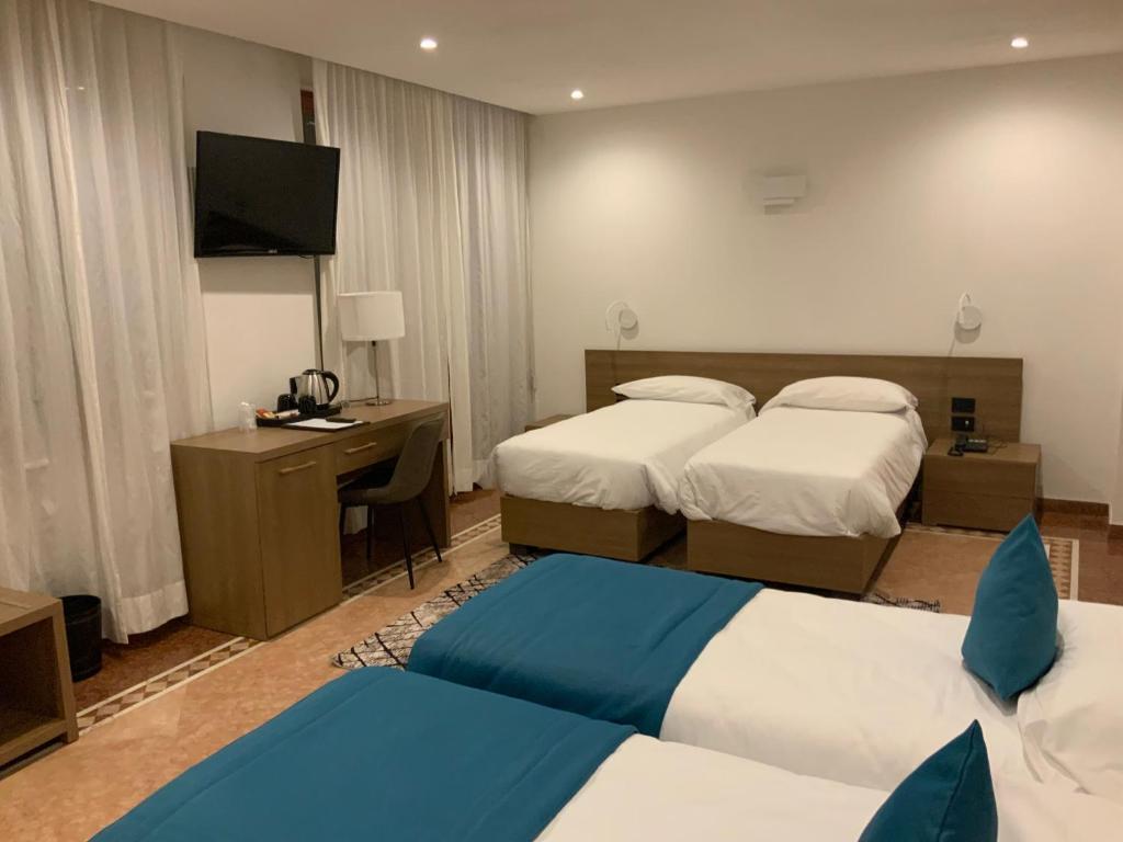 hotel image 12