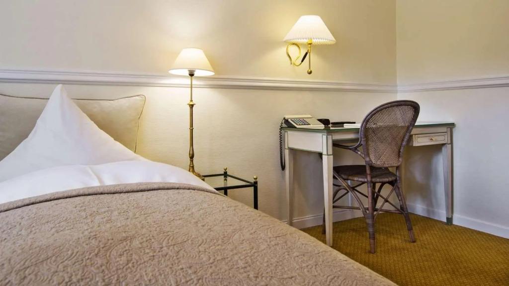 hotel image 9