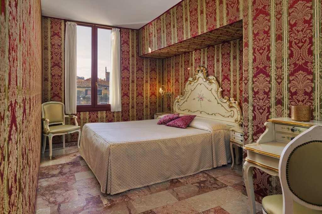 hotel image 24