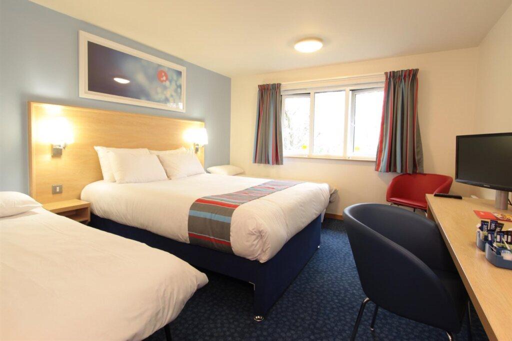 hotel image 13