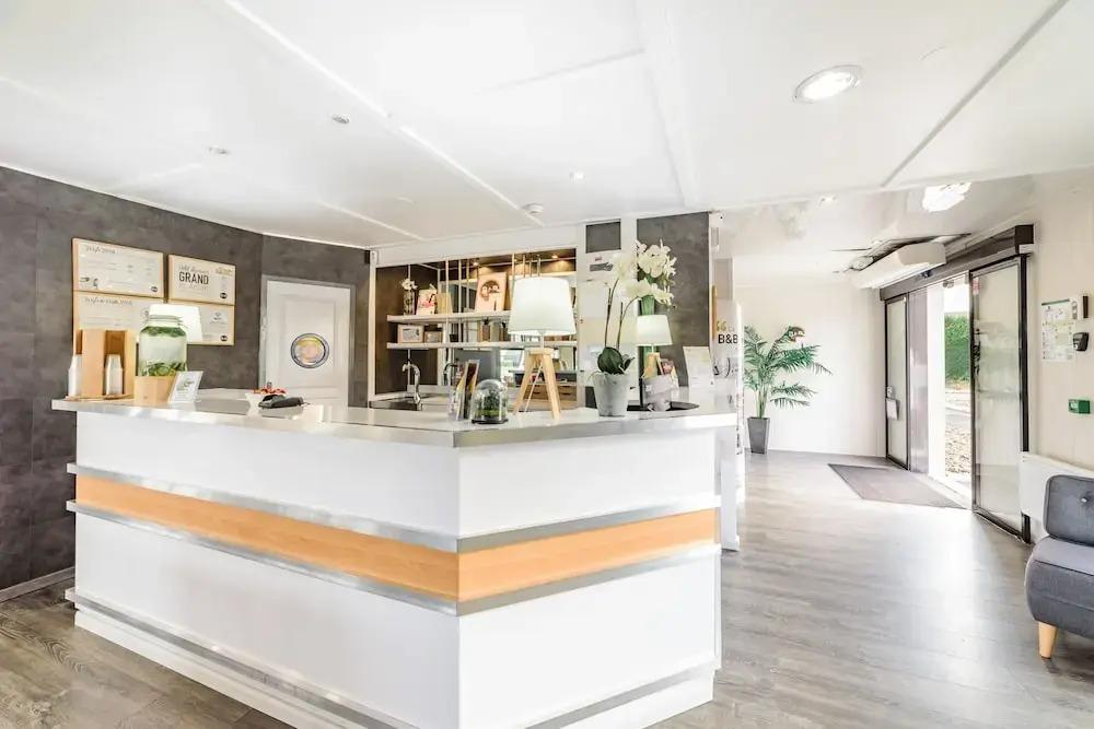 hotel image 9