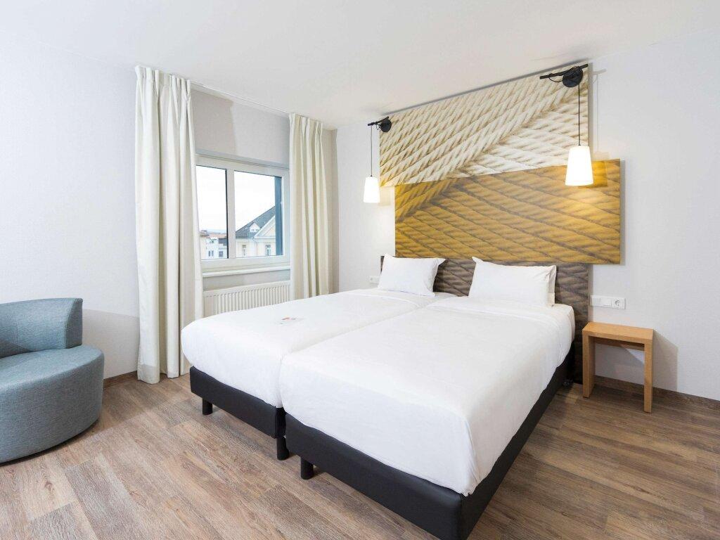 hotel image 16