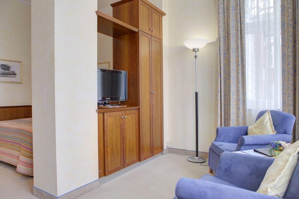 hotel image 12