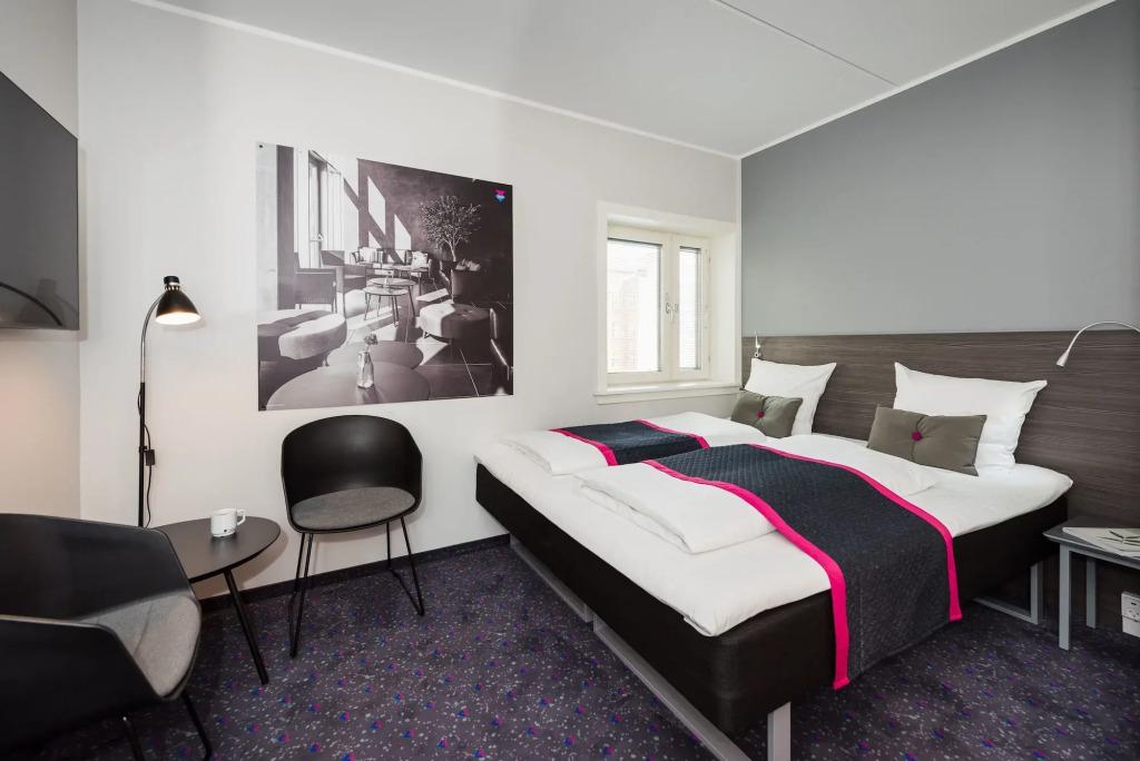 hotel image 13
