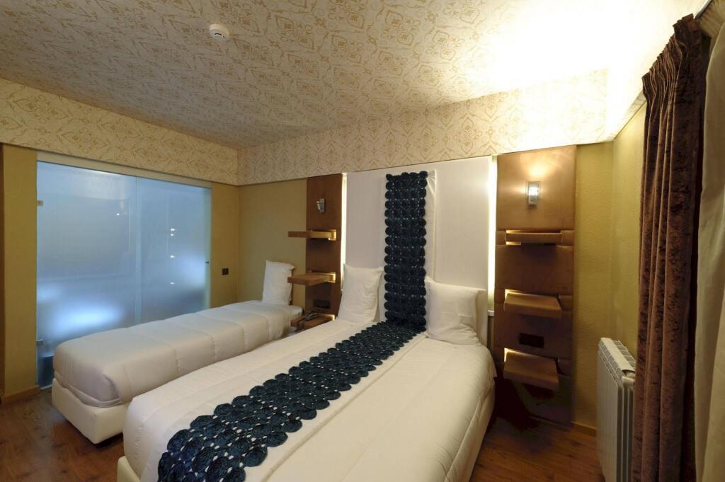 hotel image 16