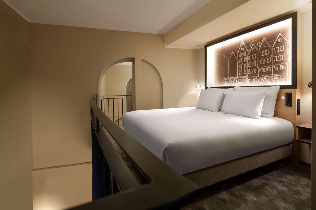 hotel image 40