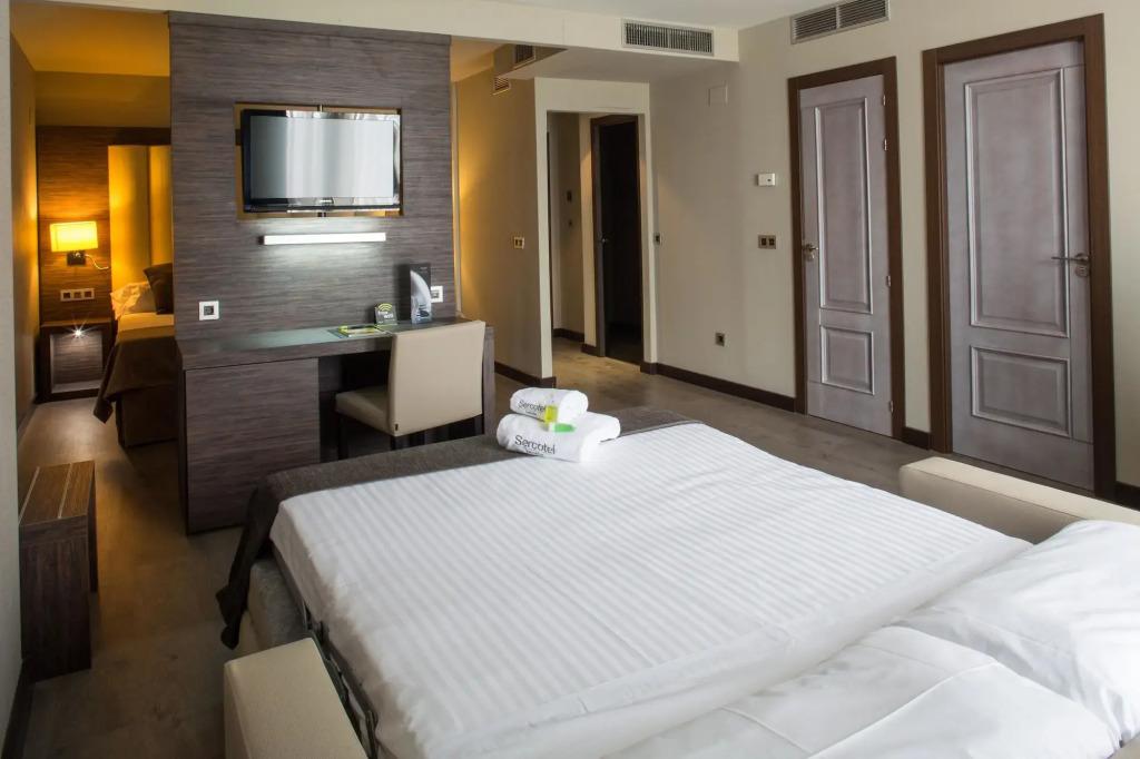 hotel image 16