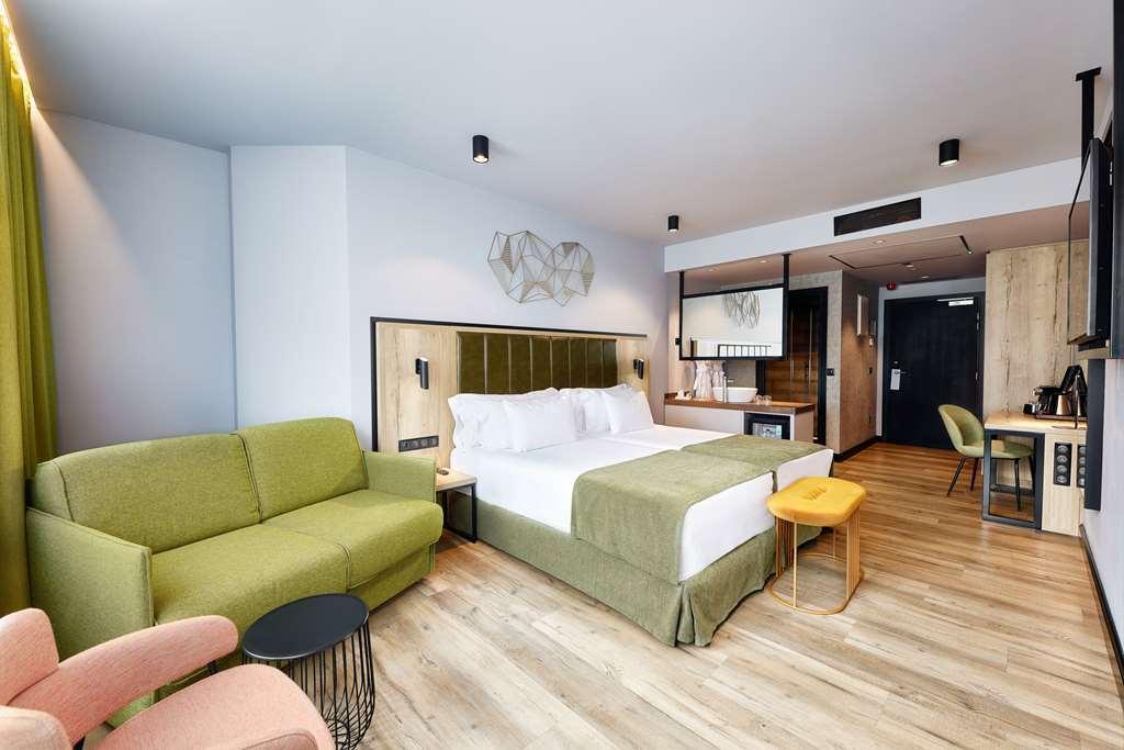 hotel image 13