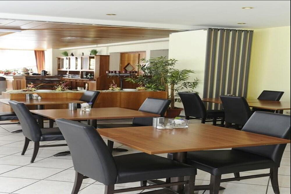 hotel image 16