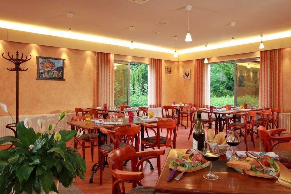 hotel image 16